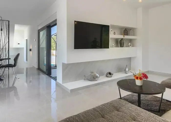 ヴィラ Luxury Subventus Bajčići