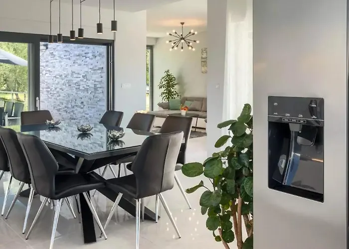 Βίλα Luxury Subventus Bajcici